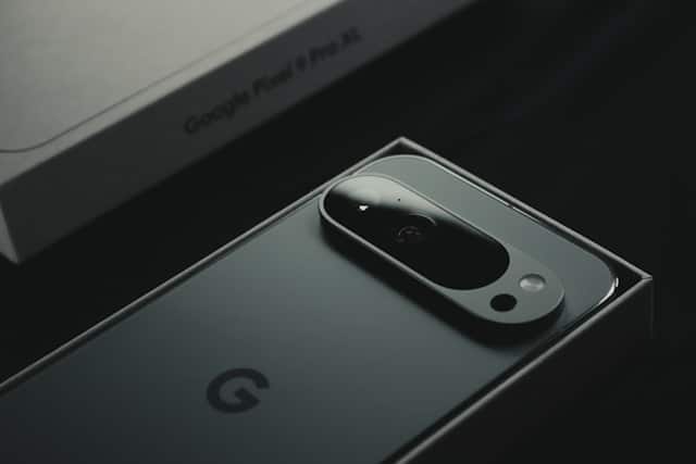 Google Pixel 9 Smartphone
