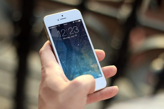 Schedule a Text Message on iPhone