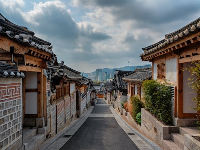 Bukchon Hanok Village
